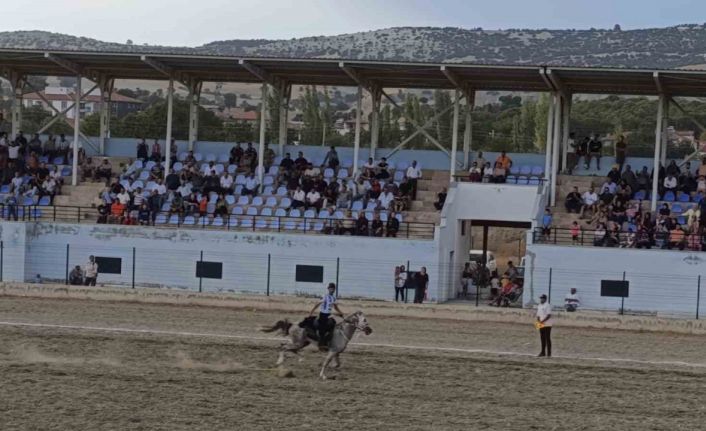 Selendi Beypınar Atlı Cirit Takımı Manisa’yı temsil edecek