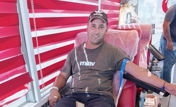 Selendili vatandaşlardan kan bağışına yoğun ilgi