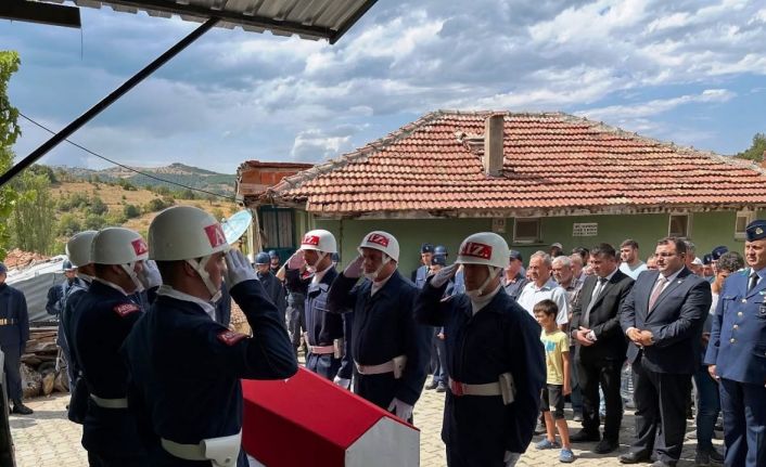 Simav’da Kıbrıs gazisi ebediyete uğurlandı