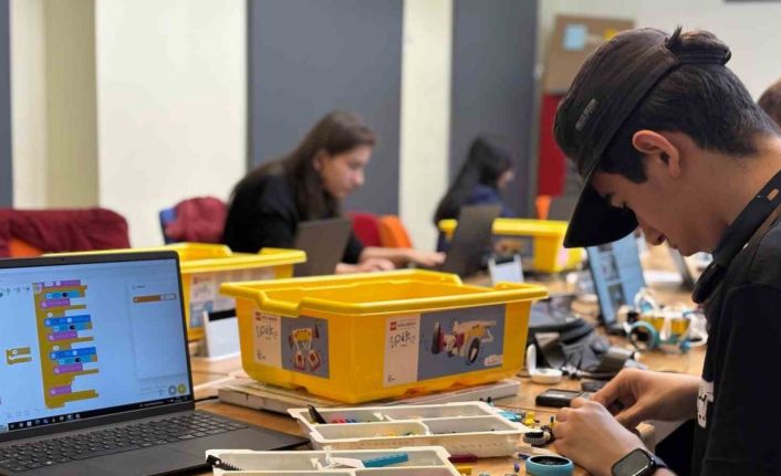 Sincan Belediyesi’nden ‘Bilim Şenliği’ etkinliği