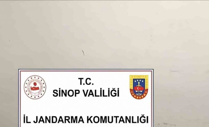 Sinop’ta kenevir ve kubar esrar ele geçirildi