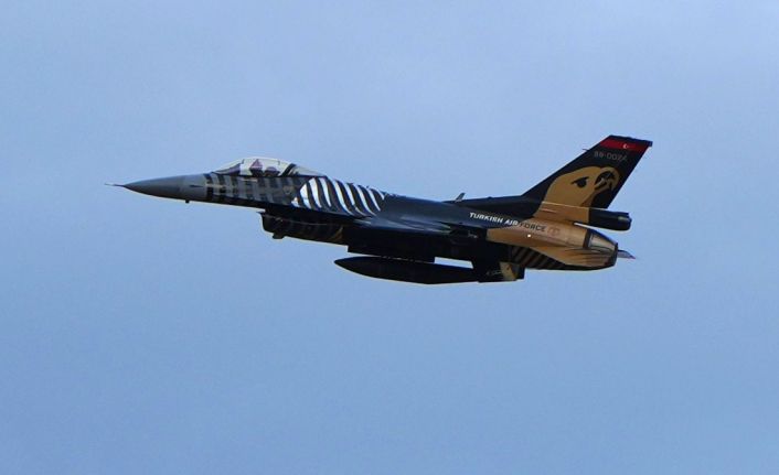 SOLOTÜRK Balıkesir’de nefesleri kesti