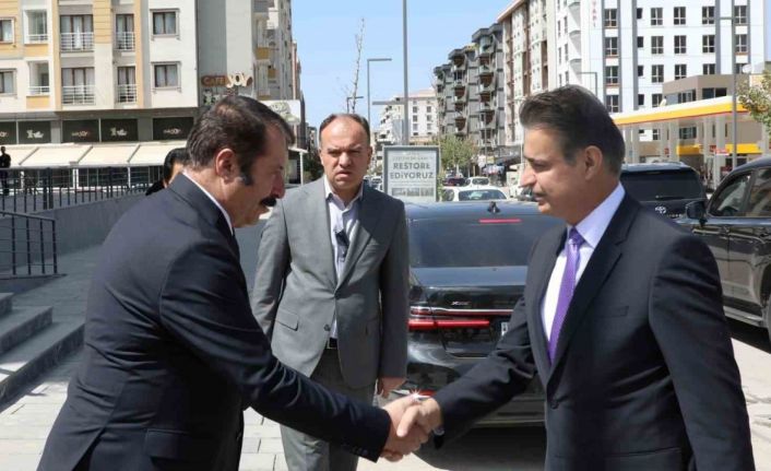 Soran Valisinden Van TSO’ya ziyaret