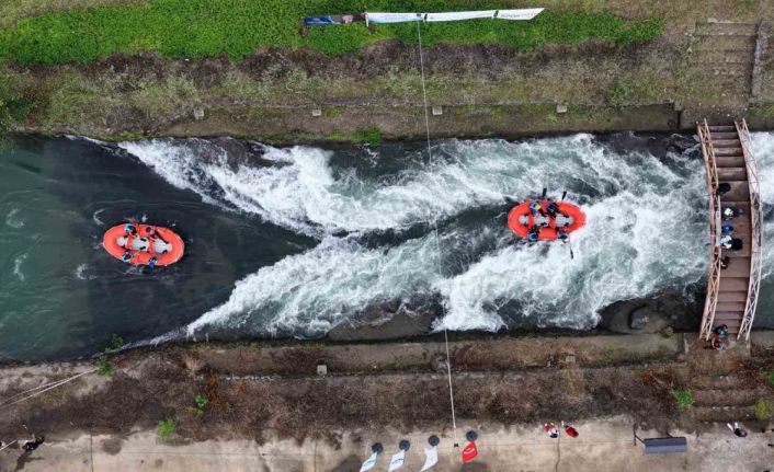 Sporcular derede kıyasıya yarışıyor