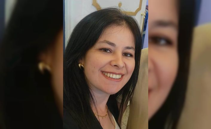 Takla atan otomobilde ağır yaralanan kadın kurtarılamadı