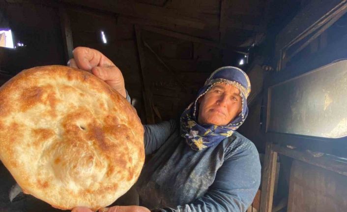 Tandır yanıyor, kültür yaaştılıyor