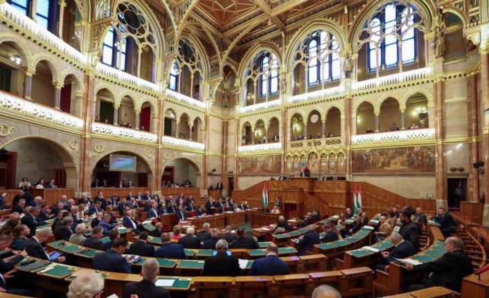 TBMM Başkanı Kurtulmuş, Macaristan Başbakanı Orban ile görüştü