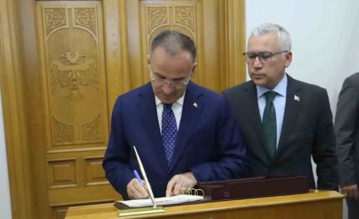 TBMM Başkanvekili Bozdağ, Vali Şimşek’ten brifing aldı