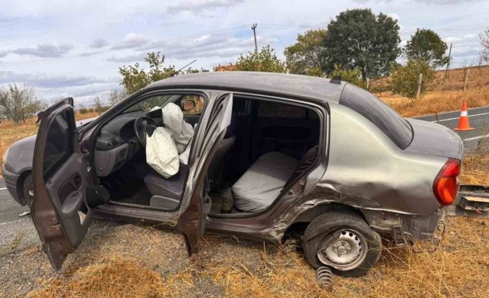 Tekirdağ’da otomobiller çarpıştı: 3 yaralı