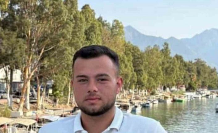 Tofaş’la çarpışarak tarlaya uçan motosikletin 18 yaşındaki sürücüsü öldü