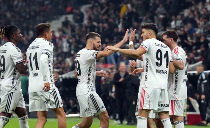 Trendyol Süper Lig: Beşiktaş: 3 - Kocaelispor: 1 (Maç sonucu)