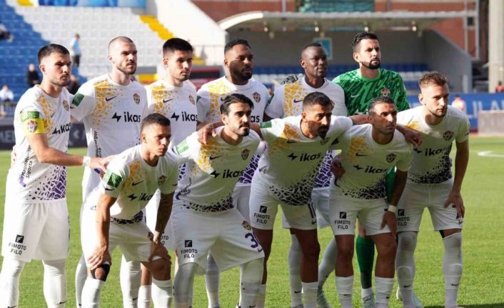 Trendyol Süper Lig: Eyüpspor: 0 - Göztepe: 0 (Maç devam ediyor)