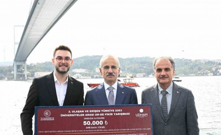 Ulaştırma ve Altyapı Bakanlığından SAÜ öğrencisine özel ödül