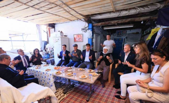 Vali Akbıyık ve Başkanlar, Şehit Ailesini ziyaret etti