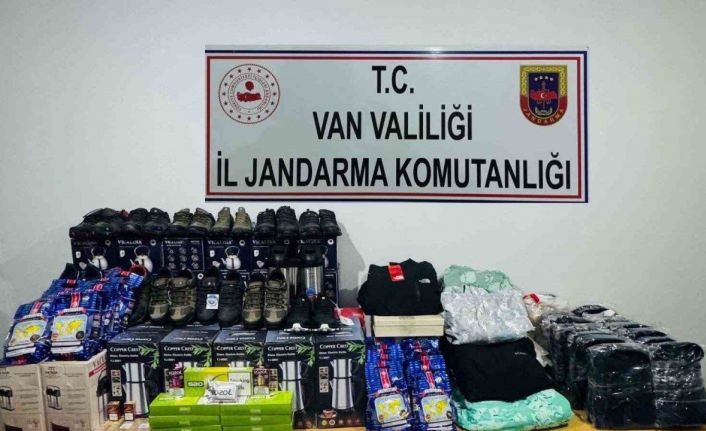 Van’da 1 milyon liralık kaçak eşya ele geçirildi