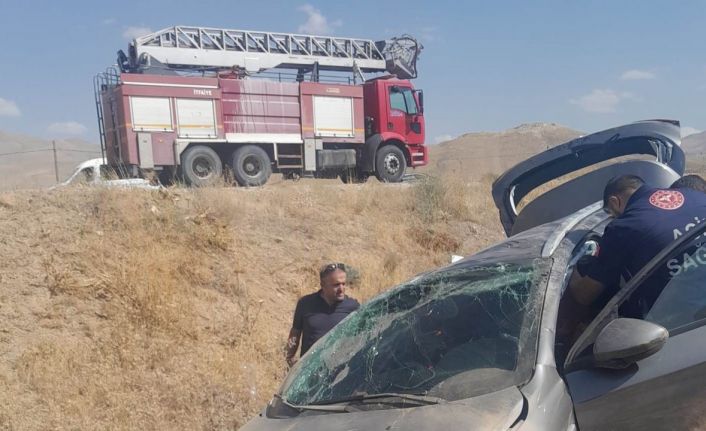 Van’da trafik kazası: 3 yaralı