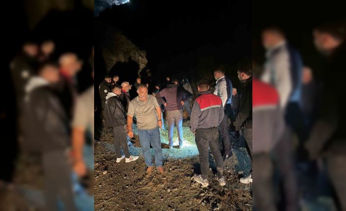 Yaylada kalp krizi geçirerek hayatını kaybeden şahsın cenazesi AFAD ekiplerince özel araçlarla indirildi