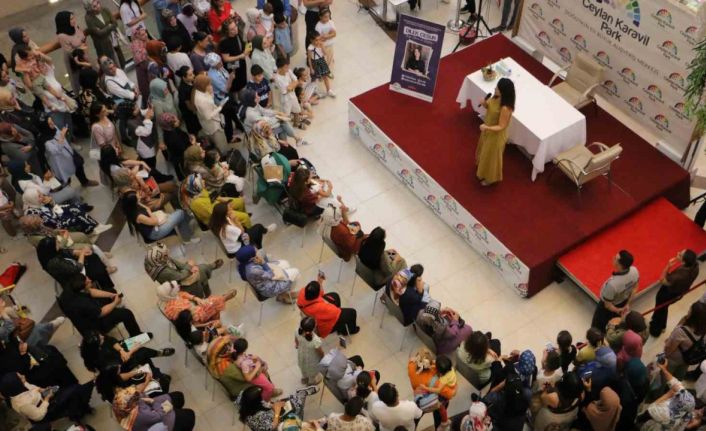 Yazar Dilek Cesur, Diyarbakır’da hayranlarıyla imza gününde buluştu