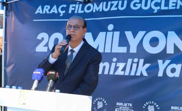 Yeşilyurt Belediyesi temizlik araç filosunu güçlendirdi