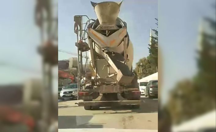 Yola beton dökerek ilerledi