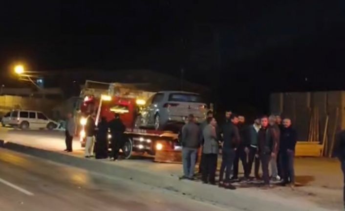 Yüksekova’da iki araç çarpıştı: 5 yaralı