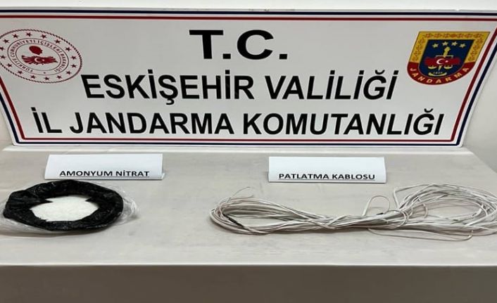 3’üncü derece sit alanında kazı yapan 2 şahıs jandarma tarafından suçüstü yakalandı
