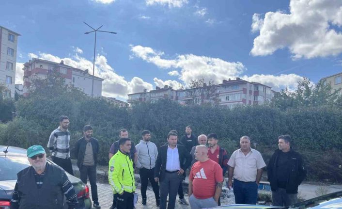 4 kişinin yaralandığı kaza mahalleliyi isyan ettirdi