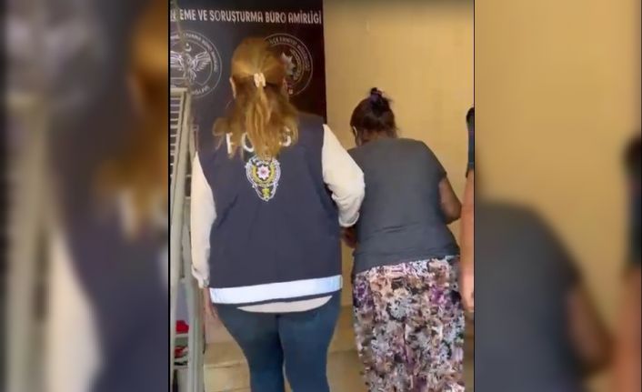 5 farklı adrese taşındı, şal ve maskeyle gizlenmeye çalışırken yakalandı