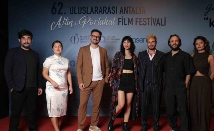 62. Uluslararası Antalya Altın Portakal Film Festivali kırmızı halı geçişiyle başladı
