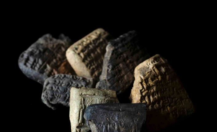 Aççana Höyük’te M.Ö. 1500’lere ait çivi yazılı tabletler bulundu