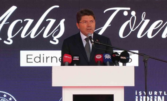 Adalet Bakanı Tunç: "Selimiye’nin gölgesinden İsrail’i lanetliyorum"