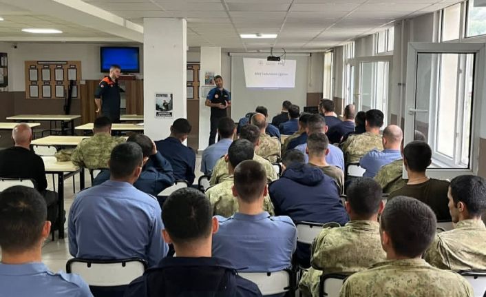 AFAD’dan Deniz Kuvvetleri personeline afet eğitimi