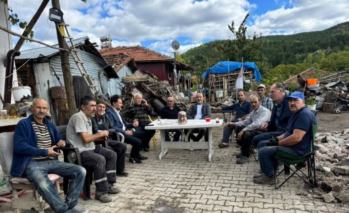 AK Parti Gediz teşkilatı, yangın mağdurlarıyla bir araya geldi