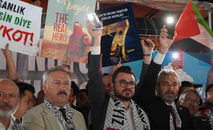 AK Parti Kayseri İl Başkanı Okandan, ‘Kararlılık Yürüyüşü’ne katıldı