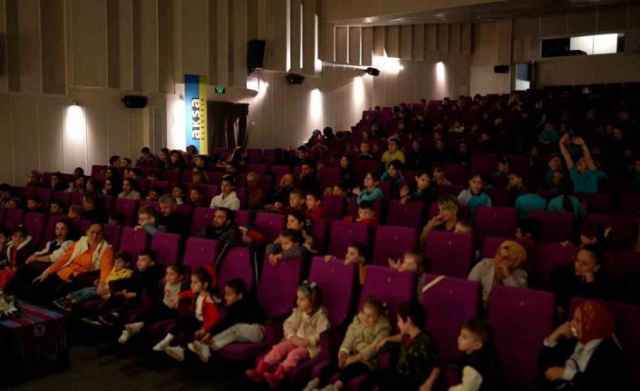 Aksa Elektrik tiyatro ile çocuklara farkındalık kazandırıyor