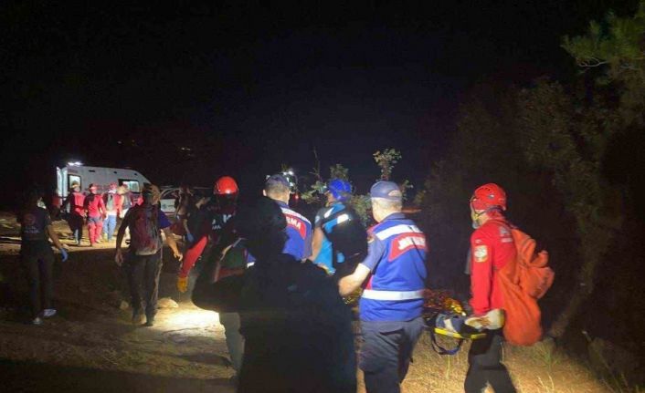 Alanya’da mağarada mahsur kalan 2 çocuk kurtarıldı