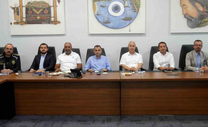 Alanya’nın kalbi Atatürk Caddesi yenileniyor