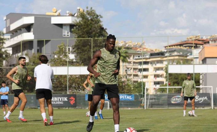 Alanyaspor, Gençlerbirliği maçı hazırlıklarını tamamladı