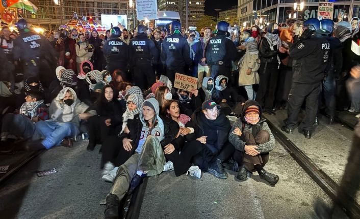 Almanya’nın başkenti Berlin’de Küresel Sumud Filosu’na destek gösterisi