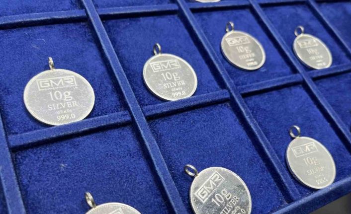 Altın el yakıyor, gümüş takılar rağbet görmeye başladı