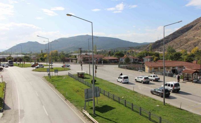 Amasya’da ölüm kavşağına feci kazadan sonra sinyalizasyon yapıldı