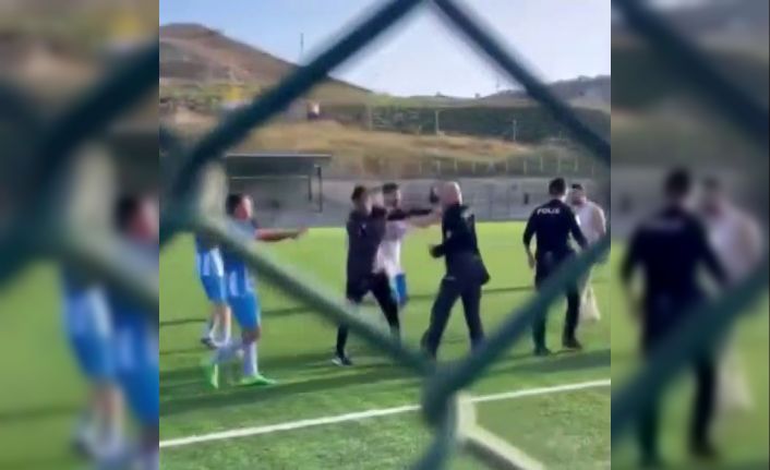 Amatör lig maçında çıkan tartışmayı polis biber gazıyla bastırdı