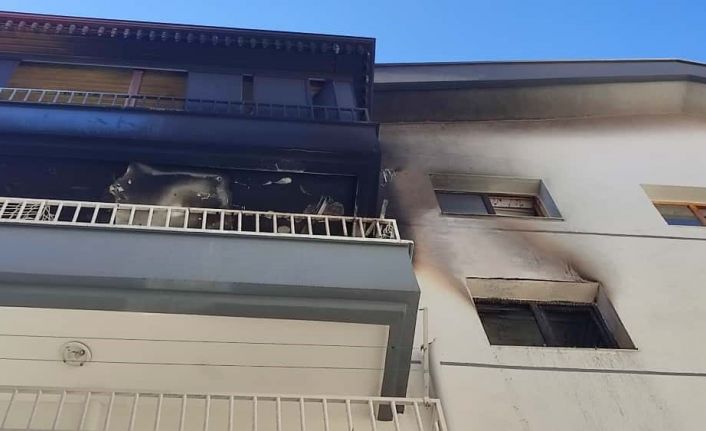 Ankara’da apartman dairesindeki yangın kontrol altına alındı