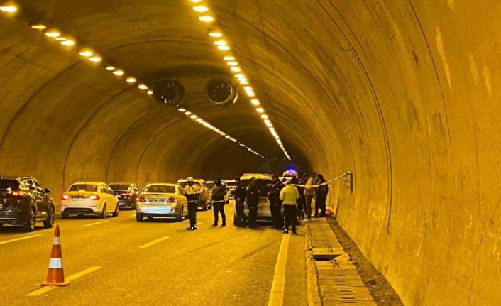 Ankara’da otomobilin içerisinde silahlı kavga: 1 ölü, 1 yaralı