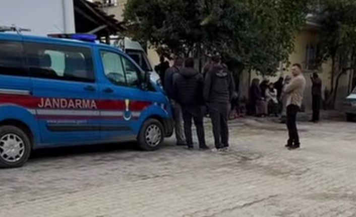 Anne ve kızı sobadan sızan gazdan zehirlenerek öldü