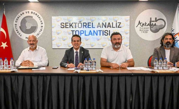 Antalya’da kesme çiçek sektörünün sorunları masaya yatırıldı