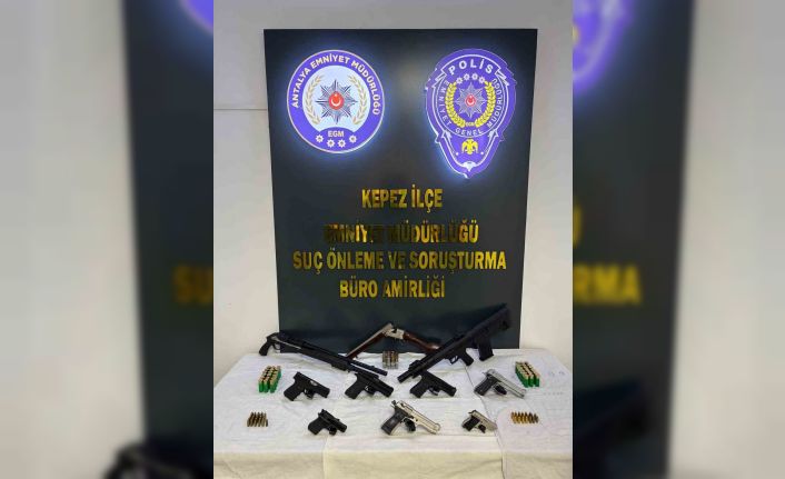 Antalya’da Şafak 07 Huzur-6 operasyonu: 30 adrese eş zamanlı baskın