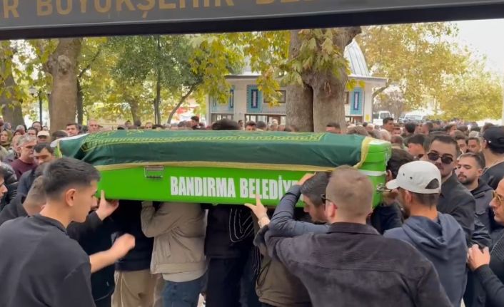 Antrenmanda kalp krizi geçirip hayatını kaybeden kaleci toprağa verildi