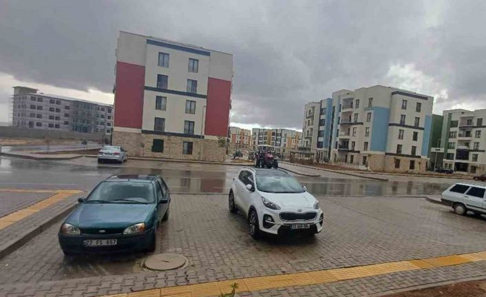 Araban’da etkili olan yağış çiftçileri mutlu etti