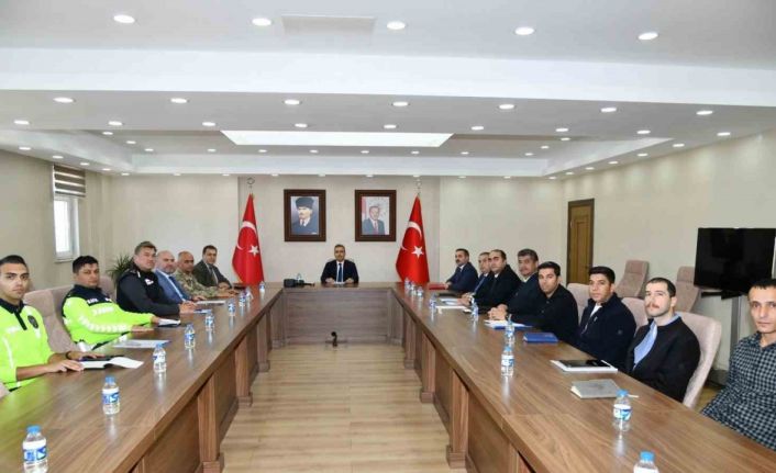 Ardahan’da Karayolları Trafik Güvenliği Toplantısı gerçekleştirildi